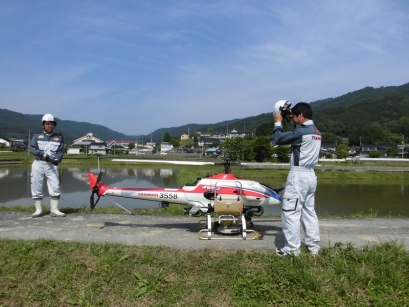 オペレーターさん達　　　　　

ヘリ、かなり大きいです