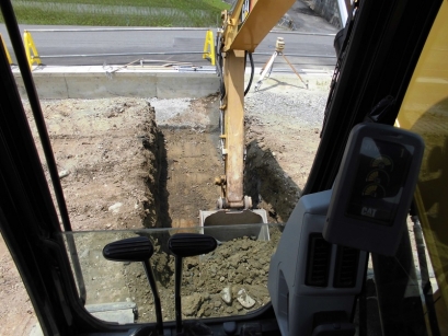 擁壁基礎床堀中